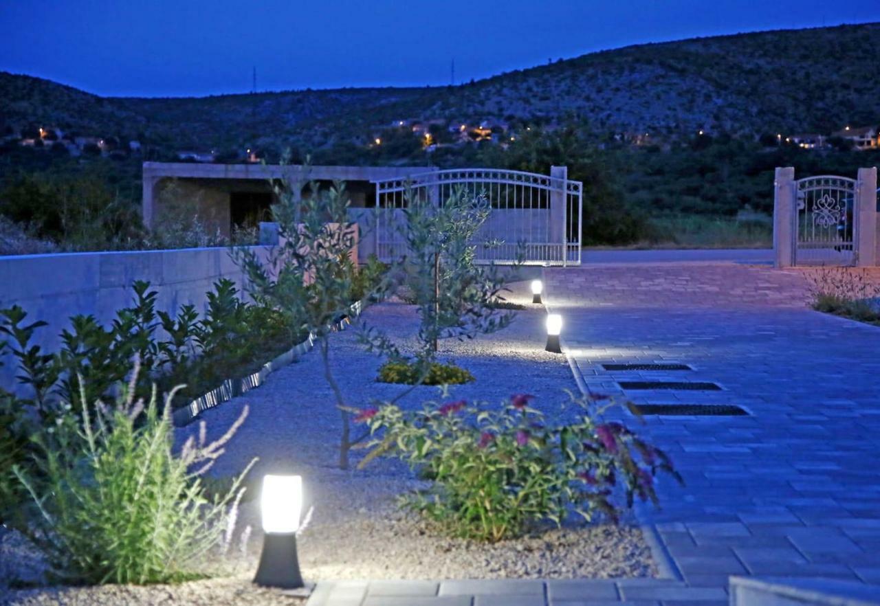 Modern Guest House Rak With Beautiful Pool Šibenik Exterior foto