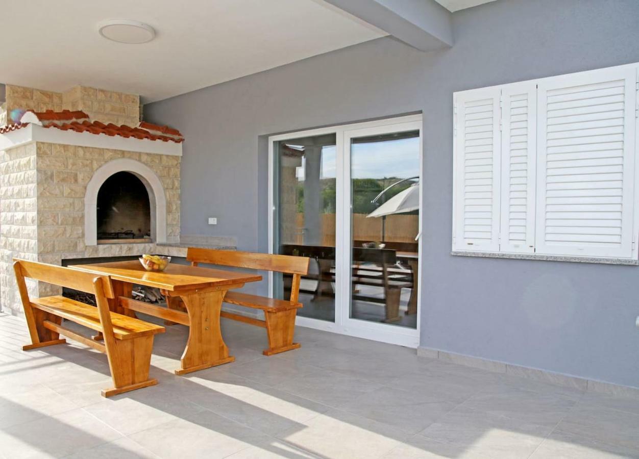 Modern Guest House Rak With Beautiful Pool Šibenik Exterior foto