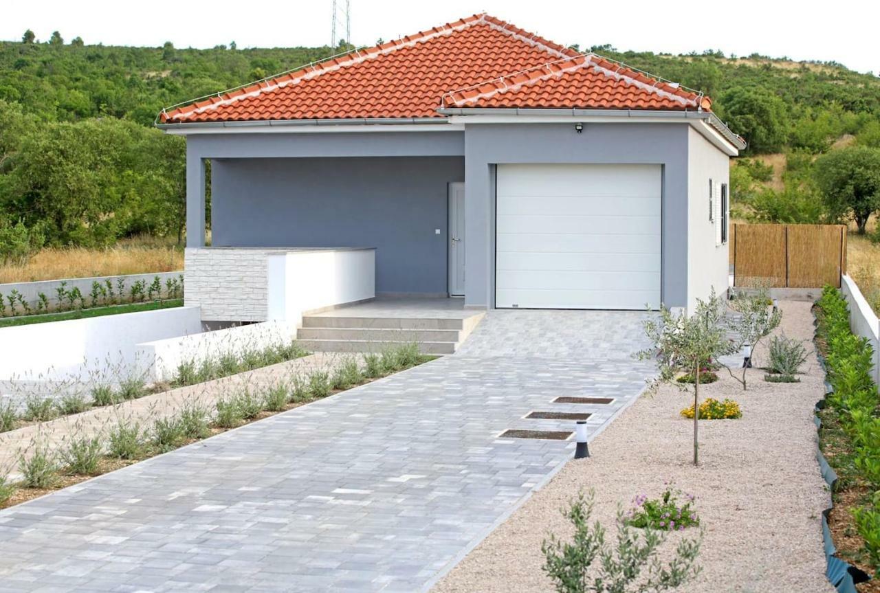 Modern Guest House Rak With Beautiful Pool Šibenik Exterior foto